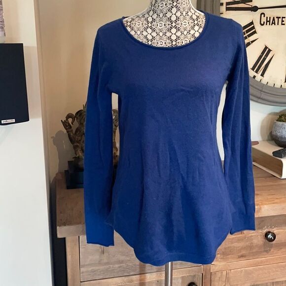 Incashmere medium blue scoop neck 100% cashmere sweater - Picture 1 of 8